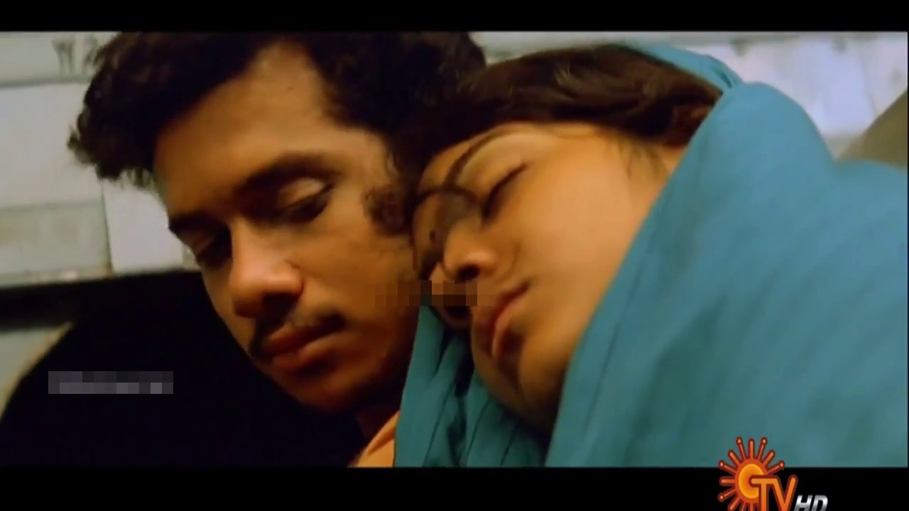 You are currently viewing Unakena Iruppen Song Lyrics – Kaadhal