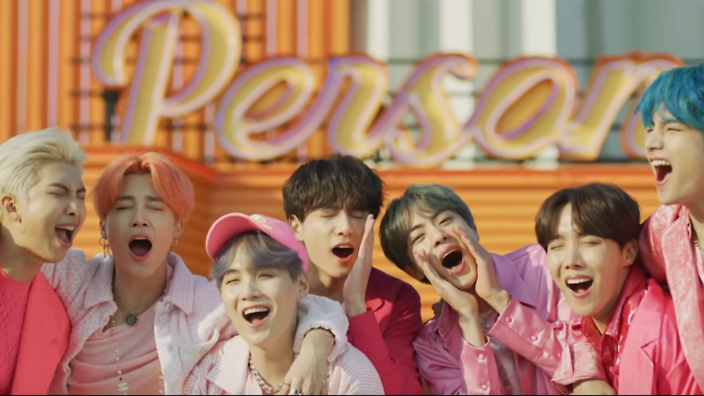 Read more about the article Boy With Luv Lyrics – BTS